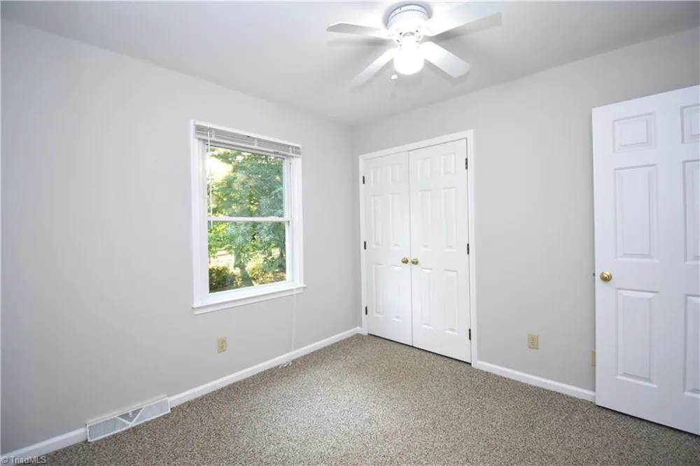 8546 Hudson-James Road Summerfield, NC 27358
