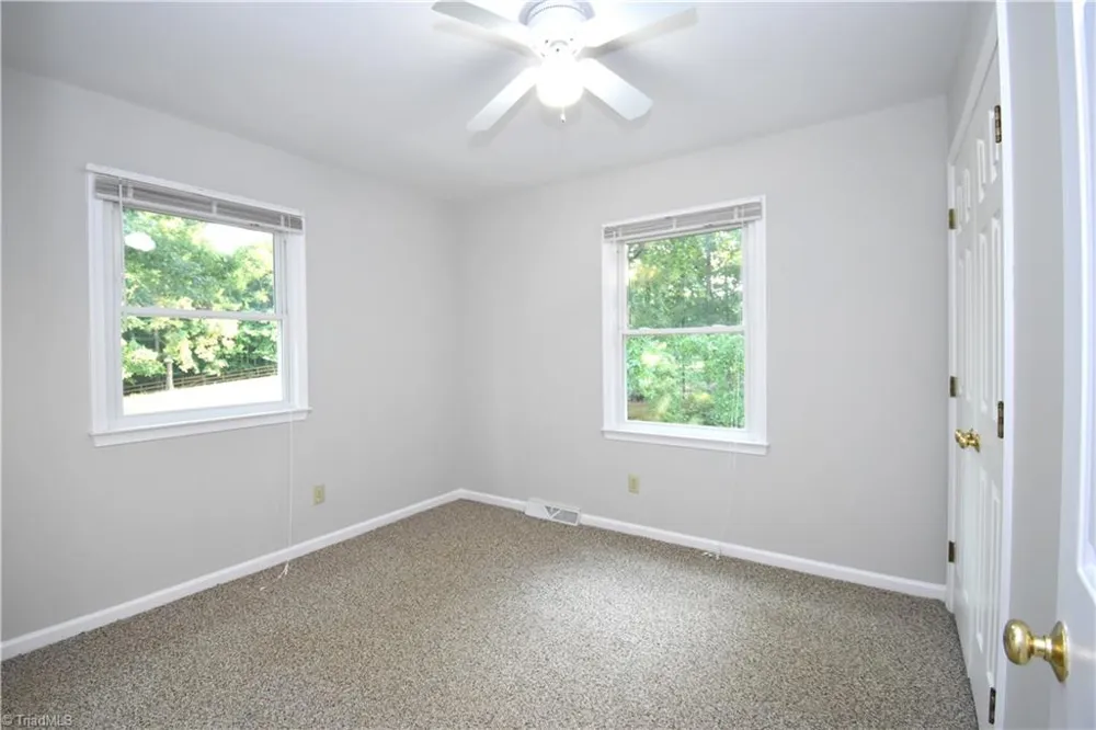 8546 Hudson-James Road Summerfield, NC 27358