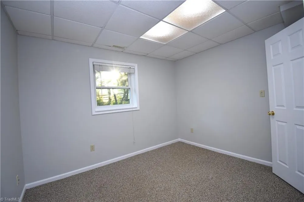 8546 Hudson-James Road Summerfield, NC 27358