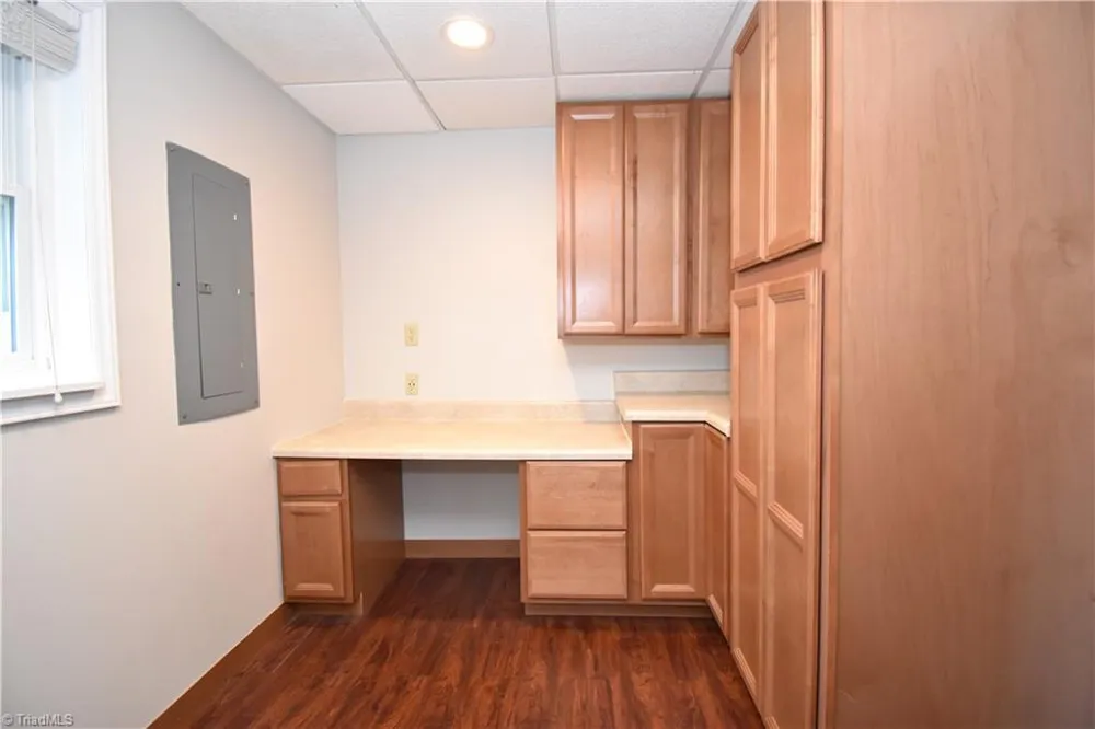 8546 Hudson-James Road Summerfield, NC 27358