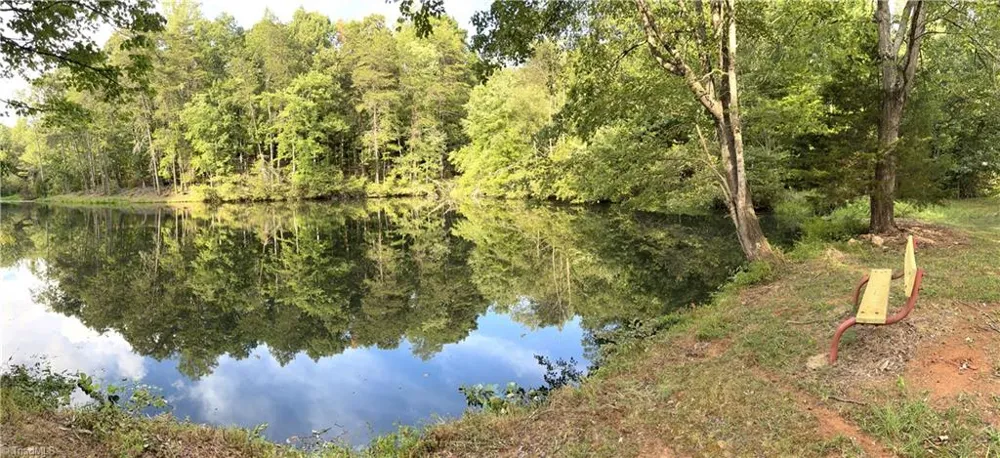 8546 Hudson-James Road Summerfield, NC 27358