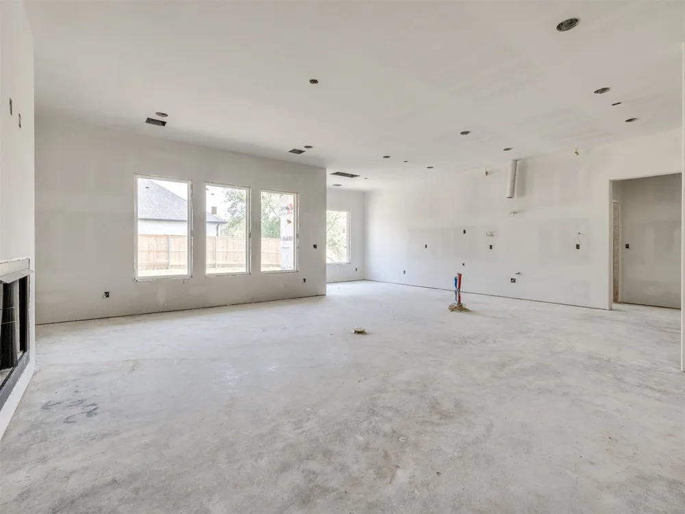 695 W 113th Court S Jenks, OK 74037