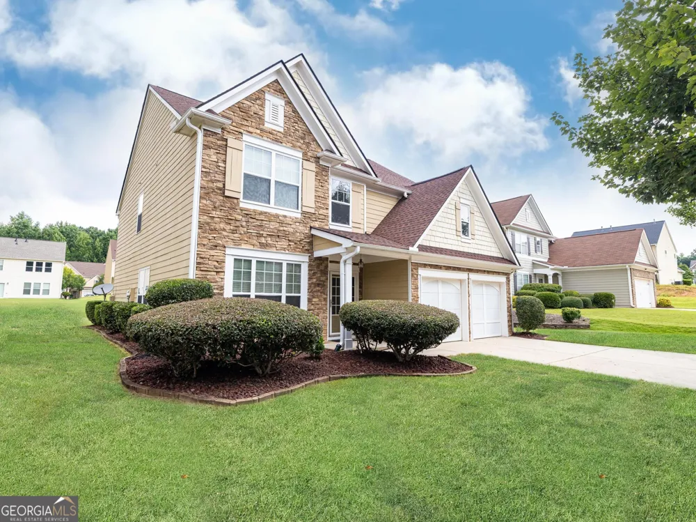5689 Sunlily DR South Fulton, GA 30349