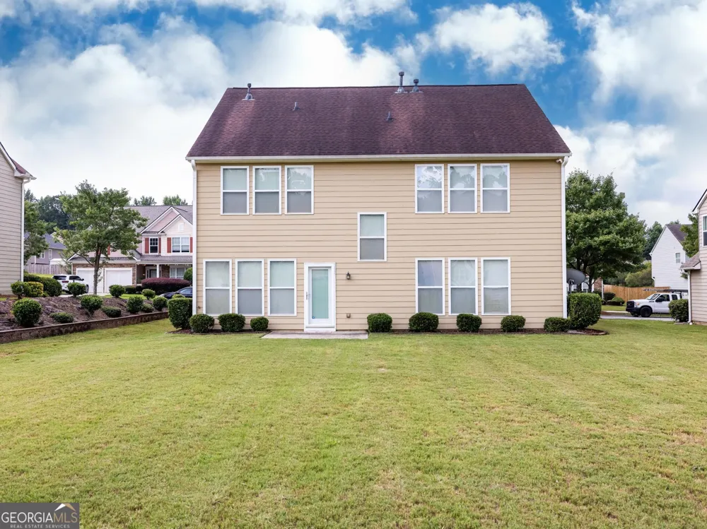 5689 Sunlily DR South Fulton, GA 30349