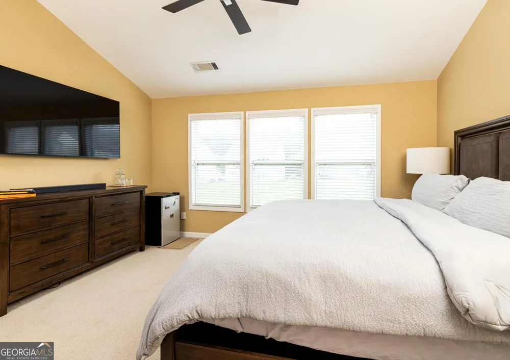 5689 Sunlily DR South Fulton, GA 30349