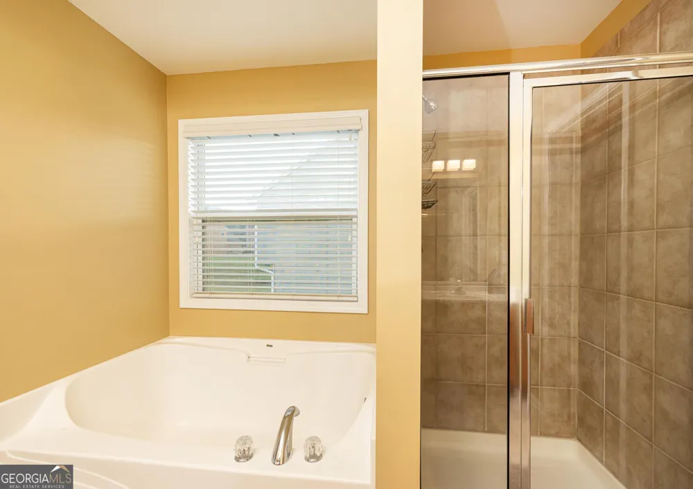 5689 Sunlily DR South Fulton, GA 30349