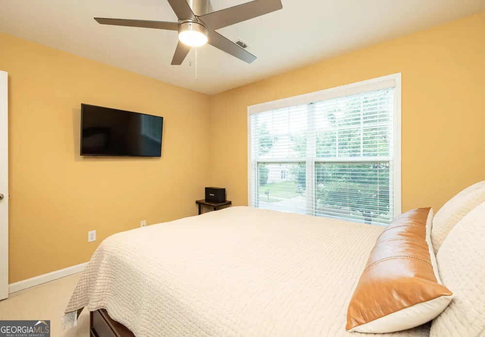 5689 Sunlily DR South Fulton, GA 30349