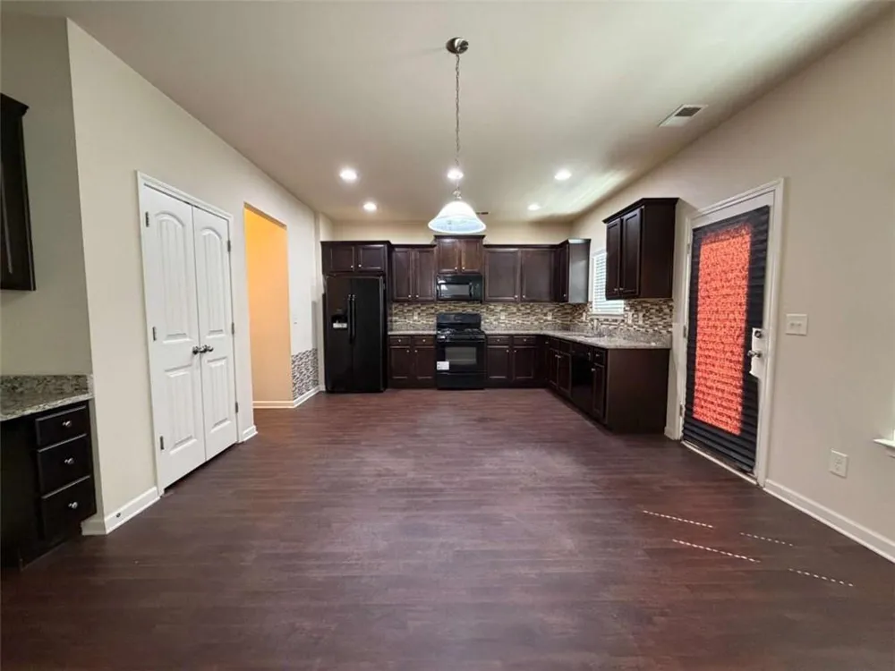 881 Franklin Mill Trace Loganville, GA 30052