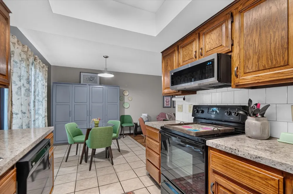 5273 Nowata Road ##N-102 Bartlesville, OK 74006