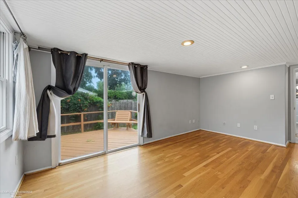 316 Chalfonte Avenue Grosse Pointe Farms City, MI 48236