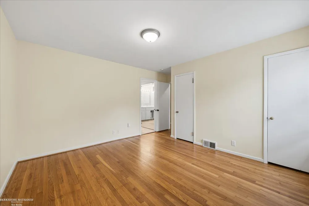 316 Chalfonte Avenue Grosse Pointe Farms City, MI 48236