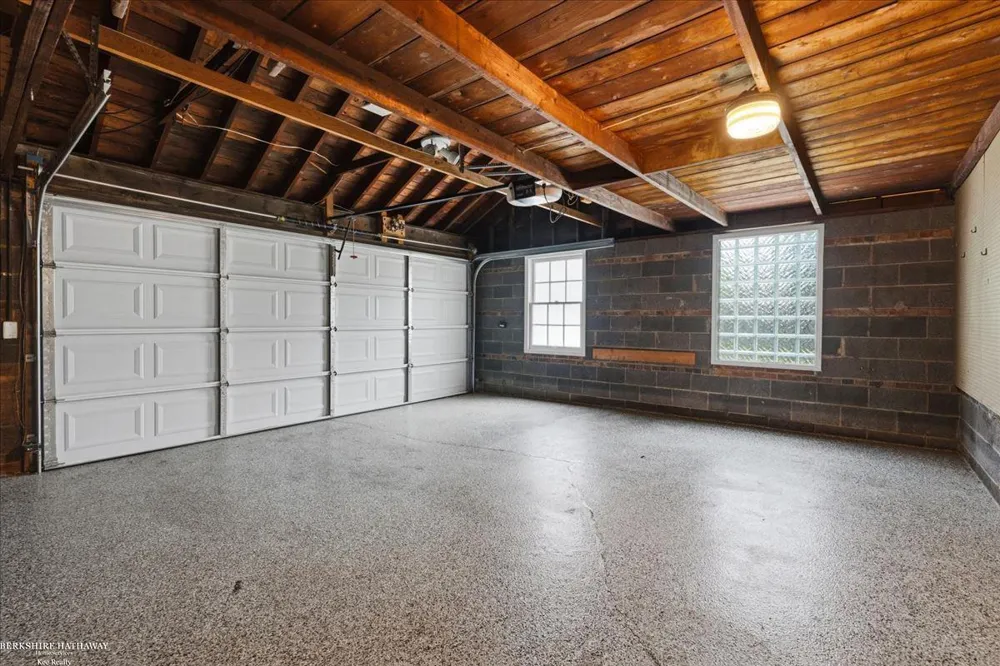 316 Chalfonte Avenue Grosse Pointe Farms City, MI 48236