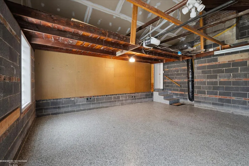 316 Chalfonte Avenue Grosse Pointe Farms City, MI 48236