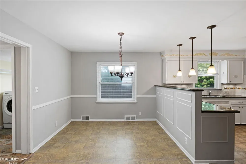 316 Chalfonte Avenue Grosse Pointe Farms City, MI 48236