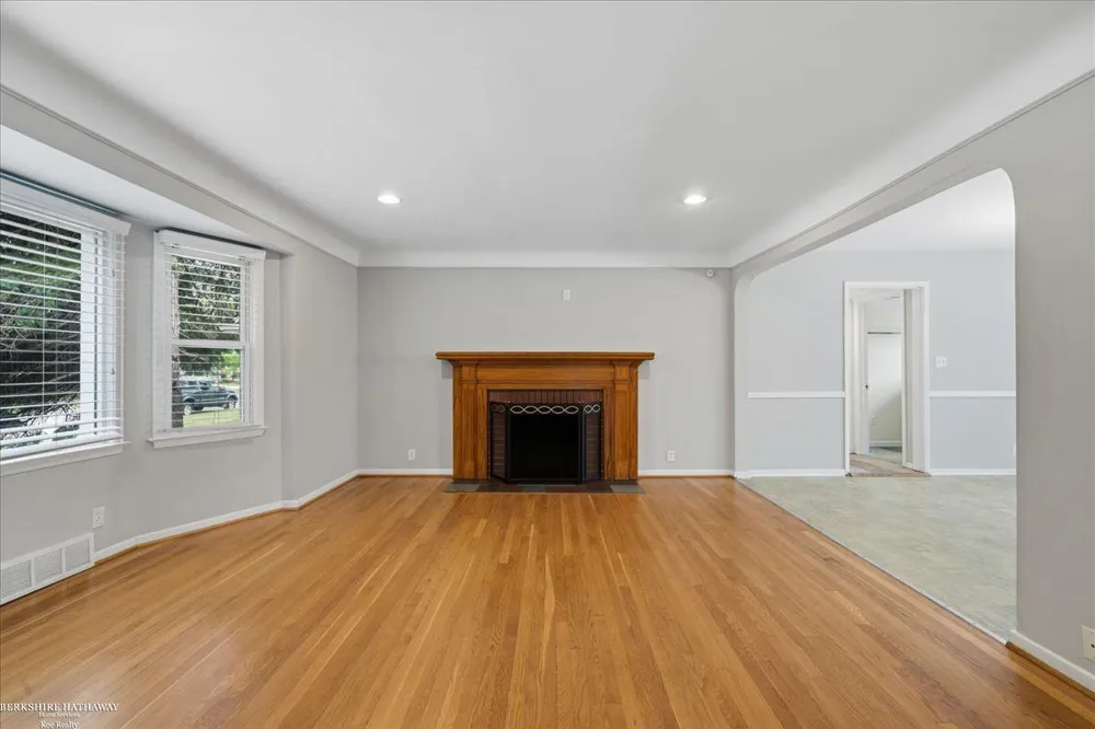 316 Chalfonte Avenue Grosse Pointe Farms City, MI 48236