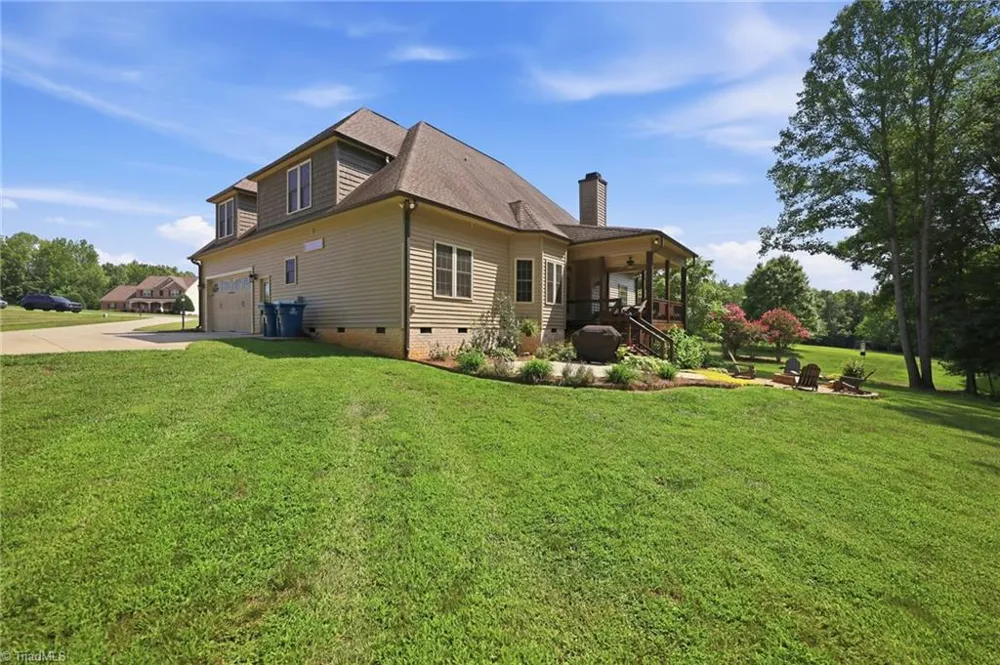 2489 Kaleigh Way Browns Summit, NC 27214
