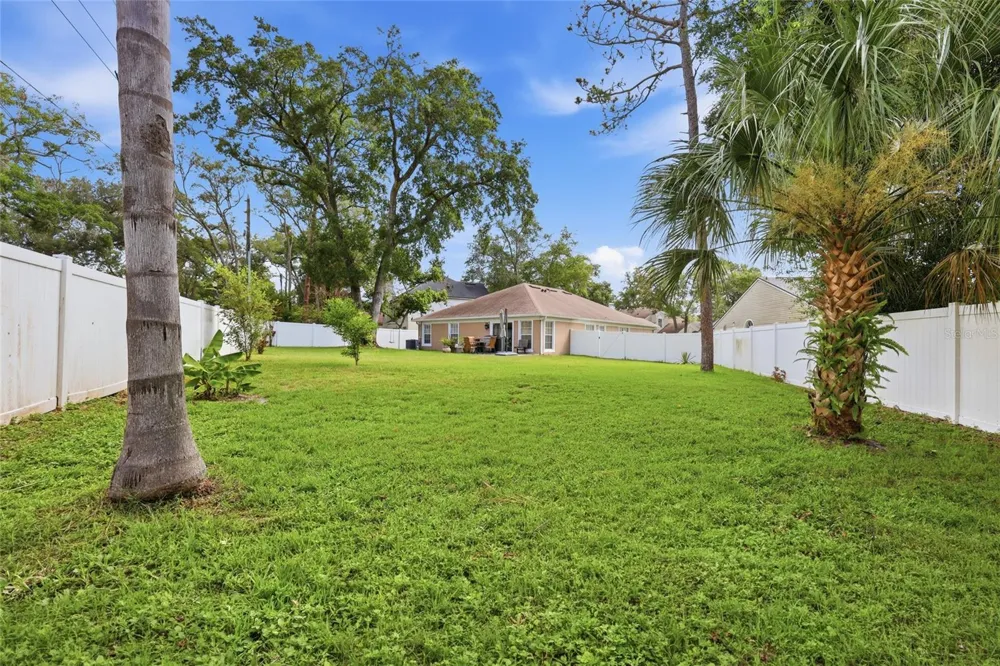 115 WEATHERSFIELD AVENUE Altamonte Springs, FL 32714