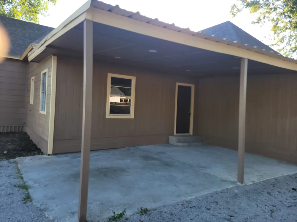 1618 2nd Street Brownwood, TX 76801