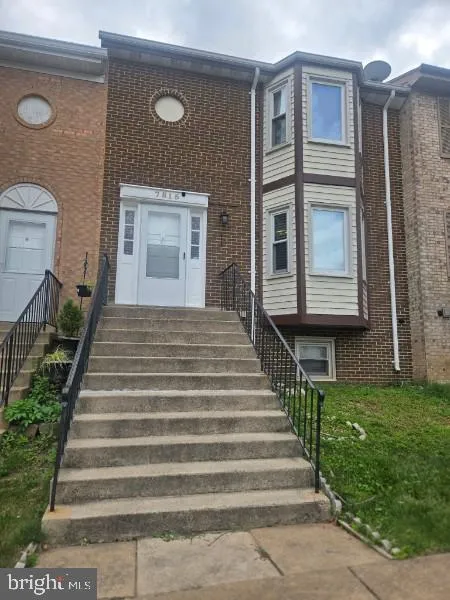 7815 STOVALL COURT