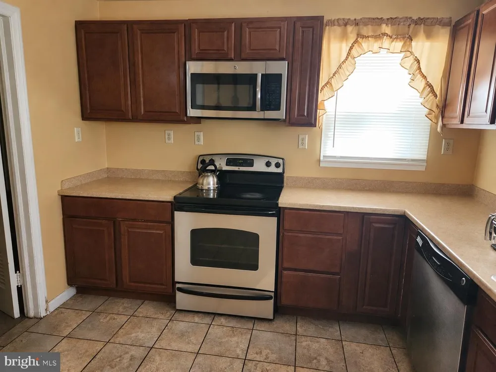 8814 TYSON ROAD Wyndmoor, PA 19038