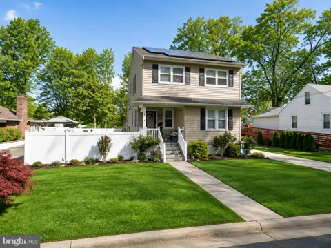 19 CLAYPOOLE AVENUE