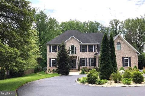 121 KINGSLEY ROAD SE