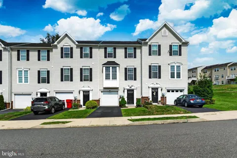 1114 SAGEVIEW DRIVE