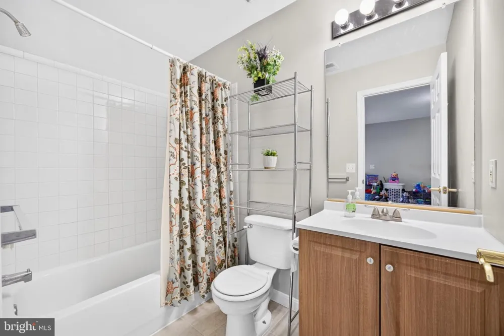 14913 WHITTIER LOOP Woodbridge, VA 22193