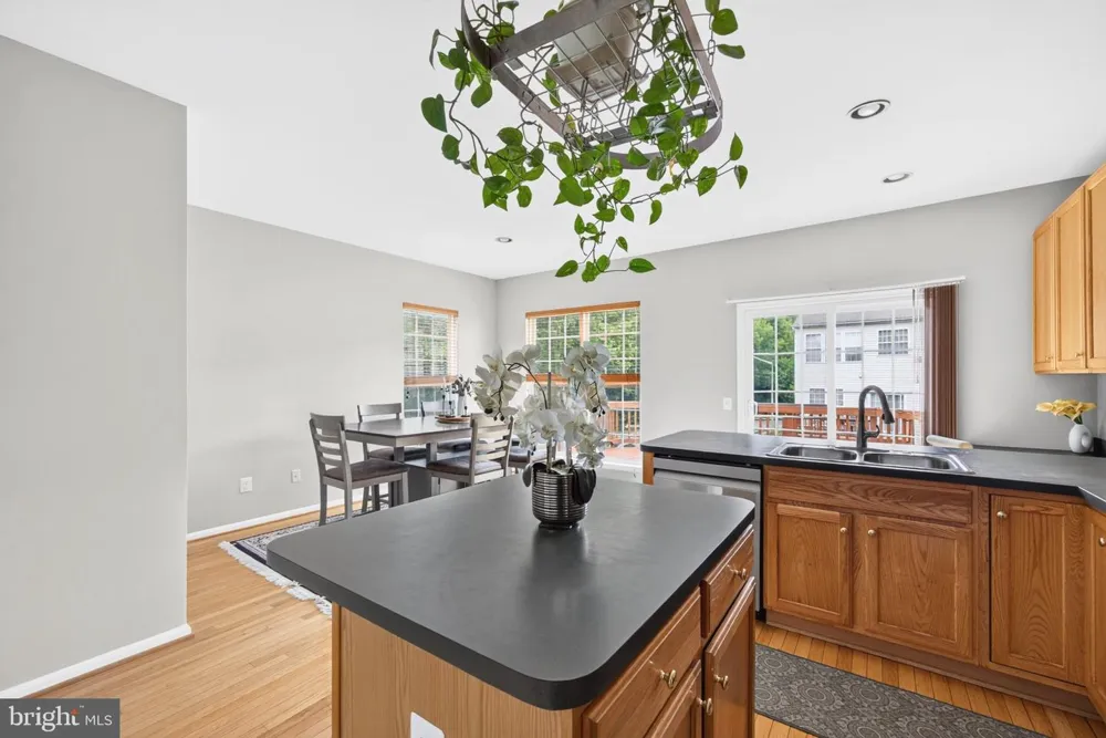 14913 WHITTIER LOOP Woodbridge, VA 22193