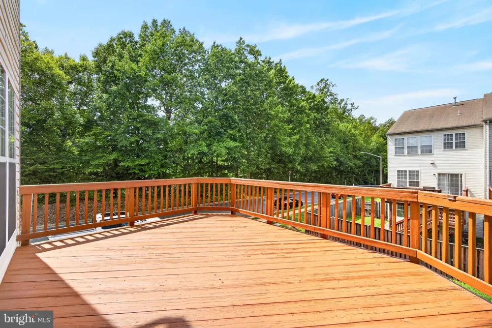 14913 WHITTIER LOOP Woodbridge, VA 22193