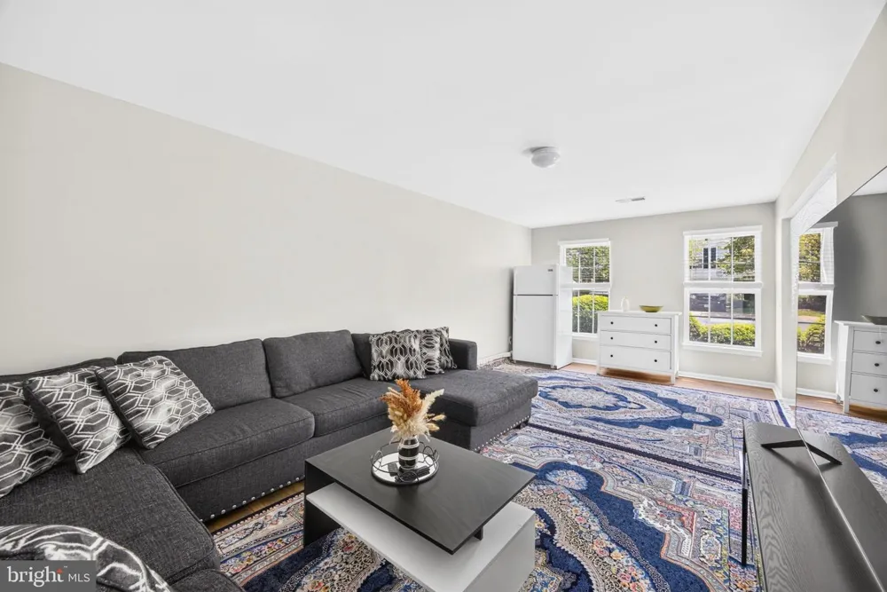14913 WHITTIER LOOP Woodbridge, VA 22193