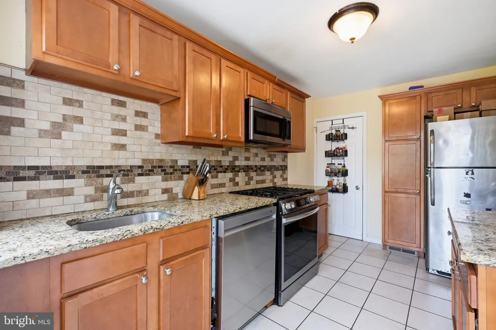 1516 W LATIMER PLACE Wilmington, DE 19805
