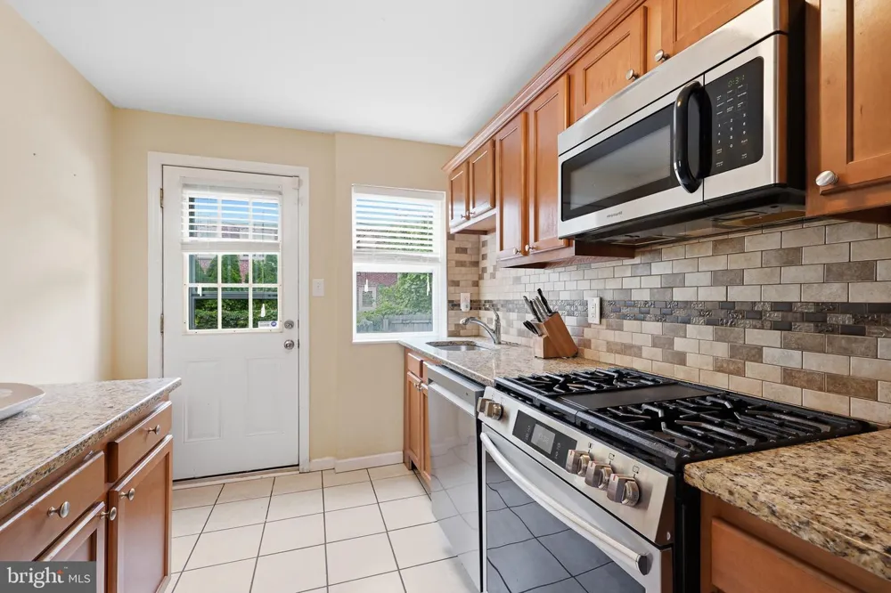 1516 W LATIMER PLACE Wilmington, DE 19805
