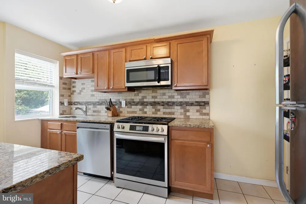 1516 W LATIMER PLACE Wilmington, DE 19805