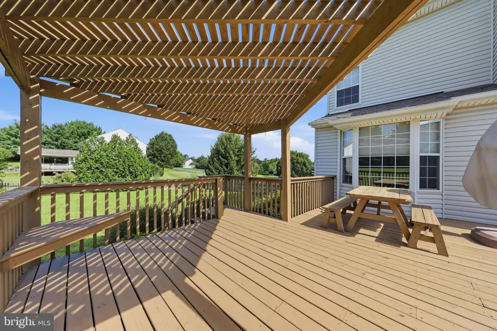 10231 ROYAL SAINT ANDREWS PLACE Ijamsville, MD 21754