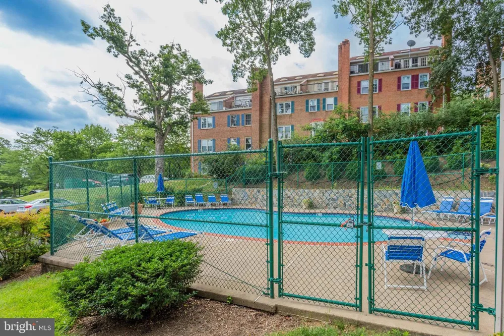 706 S ARLINGTON MILL DRIVE #18103 Arlington, VA 22204