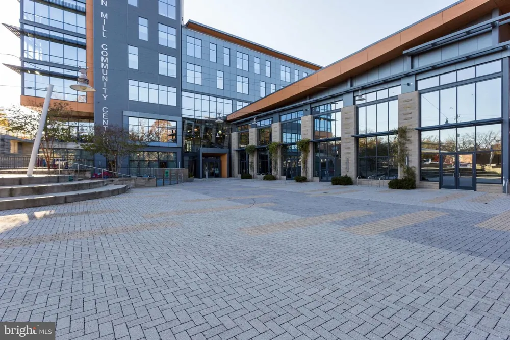 706 S ARLINGTON MILL DRIVE #18103 Arlington, VA 22204