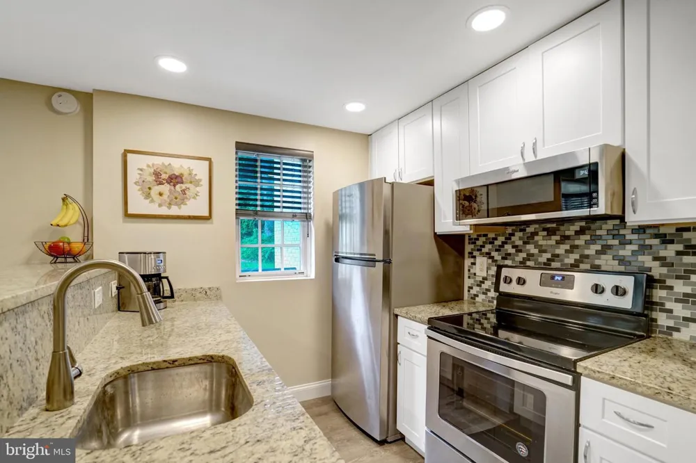 706 S ARLINGTON MILL DRIVE #18103 Arlington, VA 22204