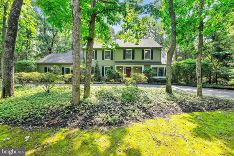 13 HIGHWOOD COURT