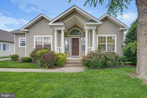 26 KINGSTON TERRACE