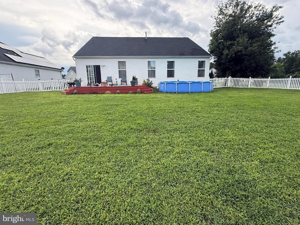 730 AMBER LANE Vineland, NJ 08360