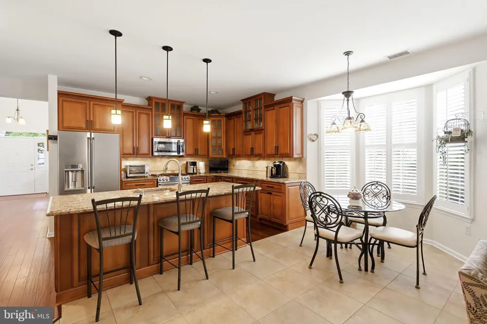 38 MARLOW DRIVE Jackson, NJ 08527