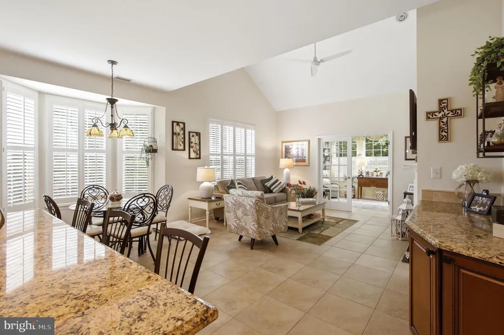 38 MARLOW DRIVE Jackson, NJ 08527
