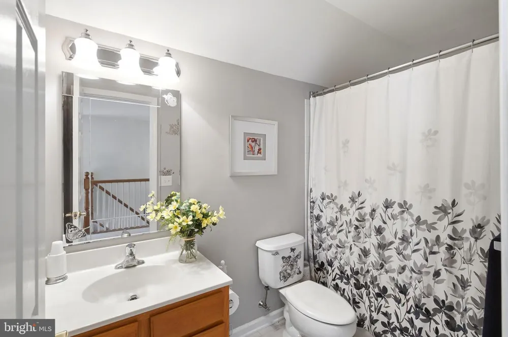38 MARLOW DRIVE Jackson, NJ 08527
