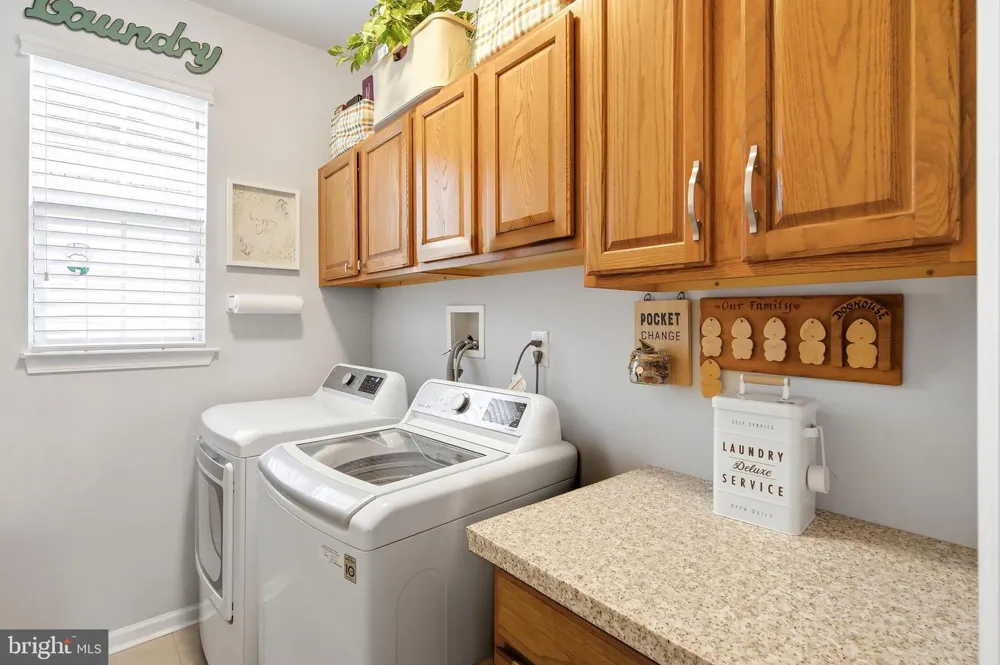 38 MARLOW DRIVE Jackson, NJ 08527