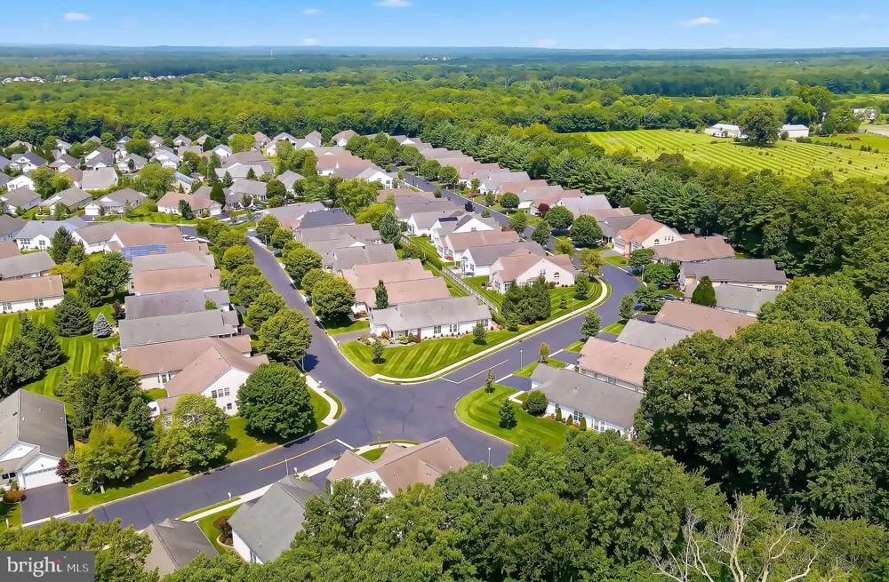 38 MARLOW DRIVE Jackson, NJ 08527