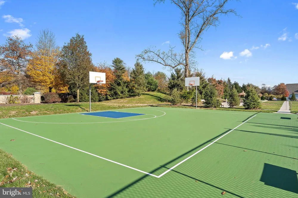 38 MARLOW DRIVE Jackson, NJ 08527