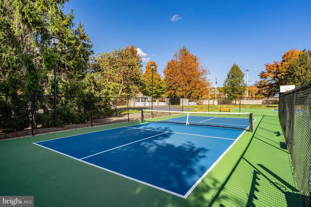 38 MARLOW DRIVE Jackson, NJ 08527