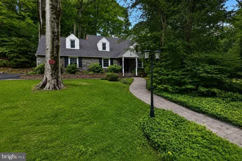 706 BEECHWOOD