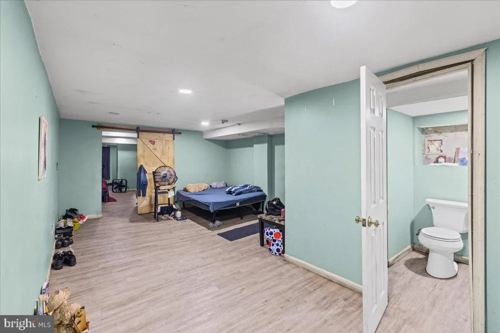 5118 11TH STREET Philadelphia, PA 19141